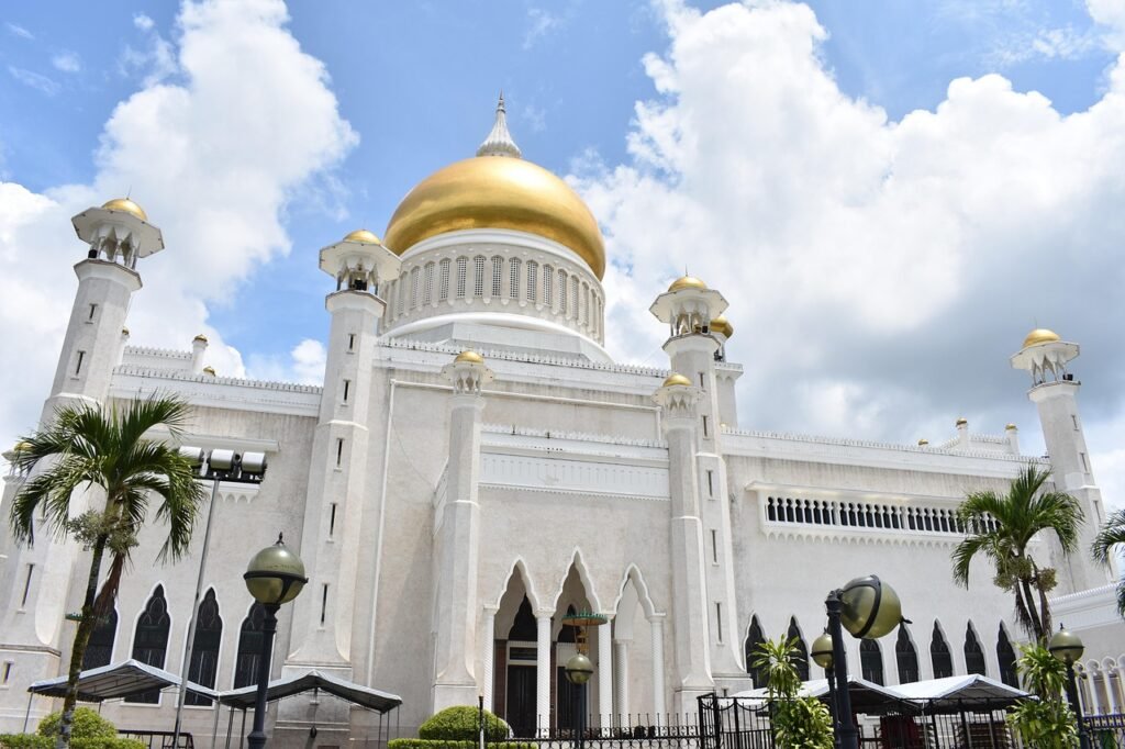 omar ali saifuddien mosque, bandar seri begawan, brunei, asia, travel, mosque, architecture, islam, worship, spiritual, religion, brunei, brunei, brunei, brunei, brunei